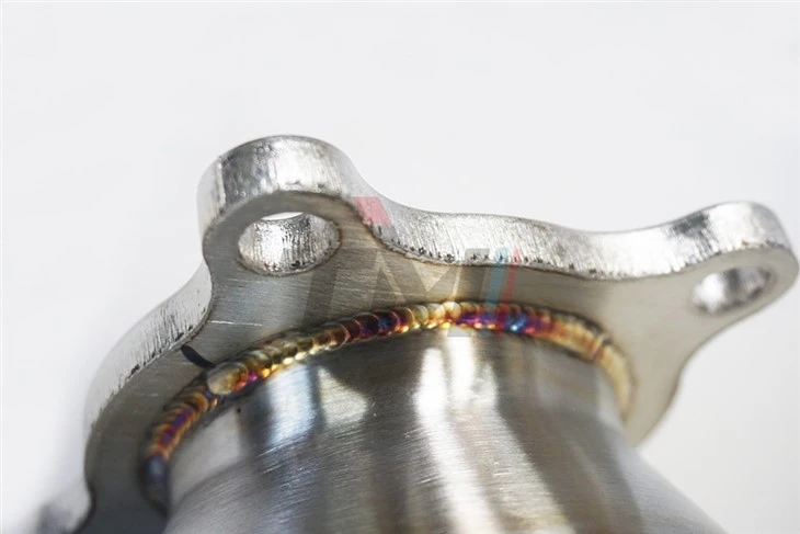 A4 B9 Downpipe (6)